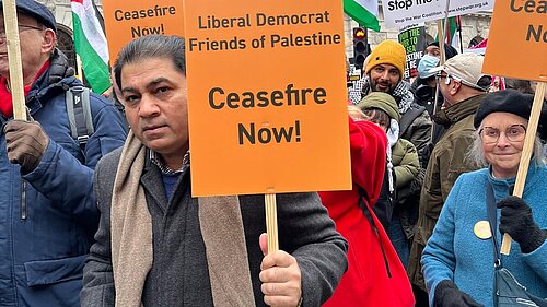 Liberal Democrat campaigner Afzal Choudhry calling for a ceasefire