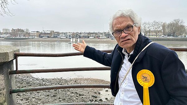 Roy Pounsford on the Thames