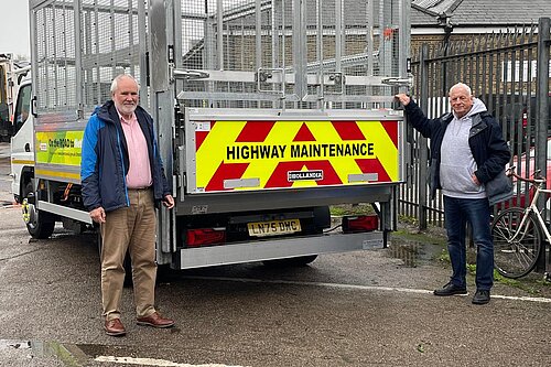 Councillor Worsfold and Councillor Aspinell standing with Brentwood Council EV truck
