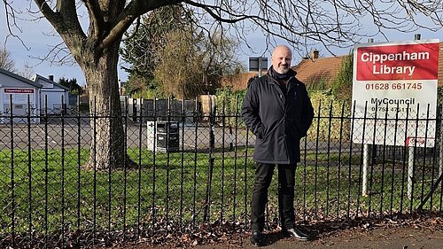 Cllr Frank O'Kelly at Cippenham library