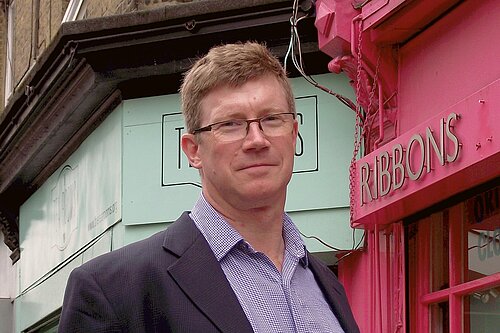 Simon de Deney campaigning on Stoke Newington Church Street