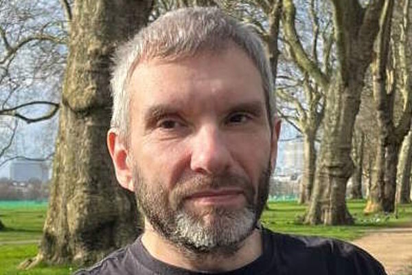 Simon Robinson