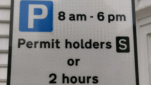 Controlled Parking (CPZ) Sign in Sandgate - 2 hours free parking
