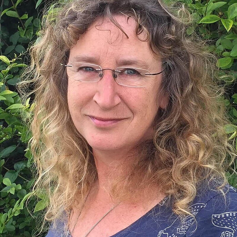 Portrait of Cllr. Caroline Leaver