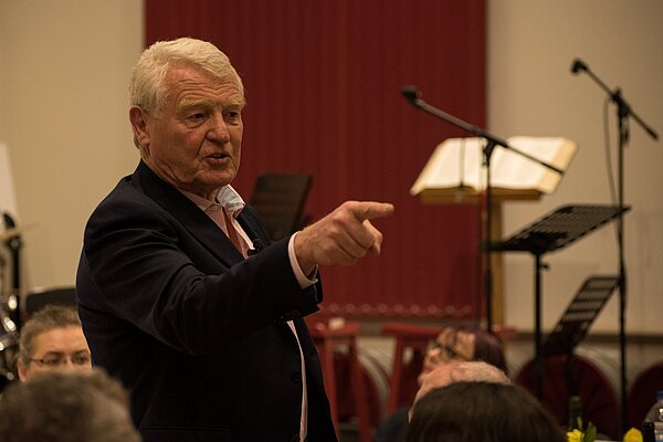 Paddy Ashdown speaking 3