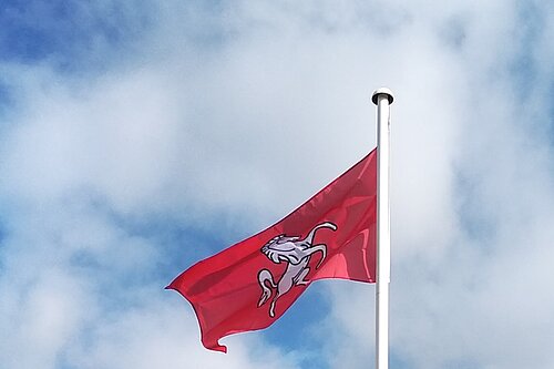 Kent Flag flying
