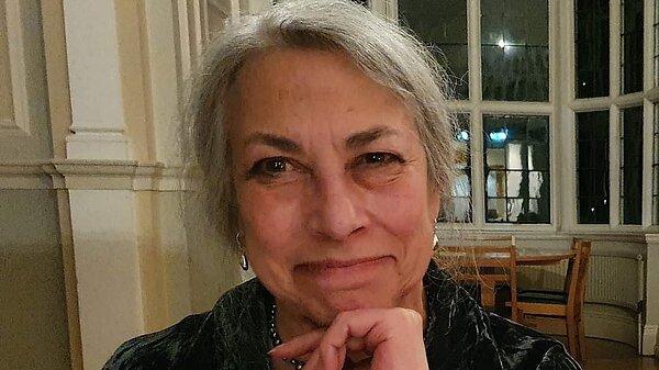 Jo Baktis