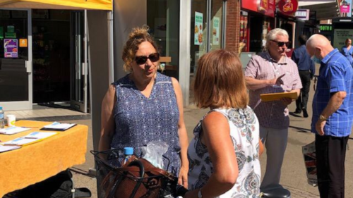 Cllr Suzy Horton talking to a resident