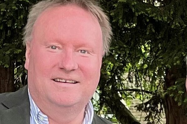 Cllr Ross Henley