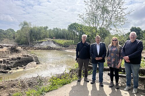image of Martin with EA officers at Teigngrace